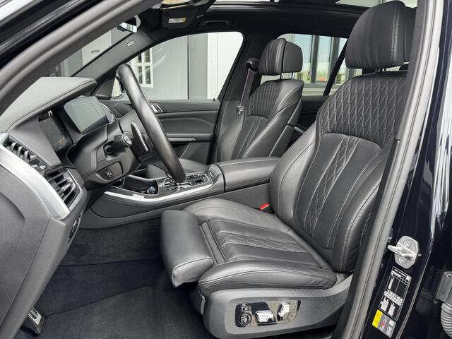 BMW X5 xDrive45e High Executive 398 PK | Carbon | Sky lounge | 4 wiel sturing | Trekhaak