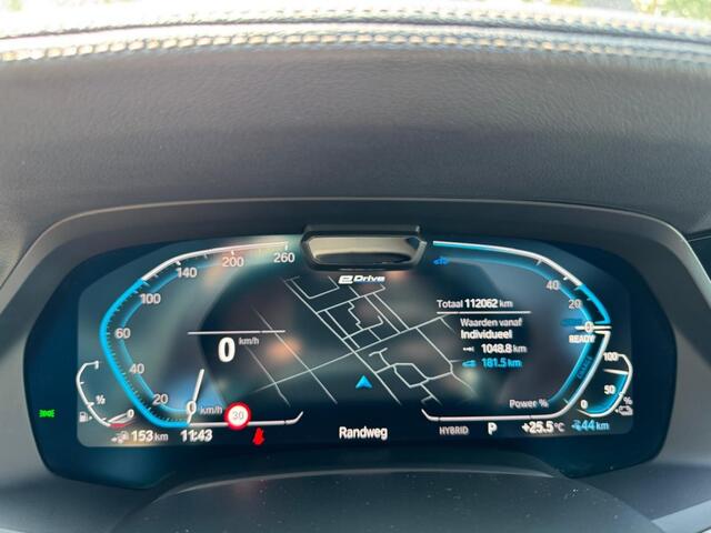 BMW X5 XDRIVE45E M-Sport Bowers en Wilkins Pano Softclose Laser Trekhaak Mooi vol uitgevoerd!