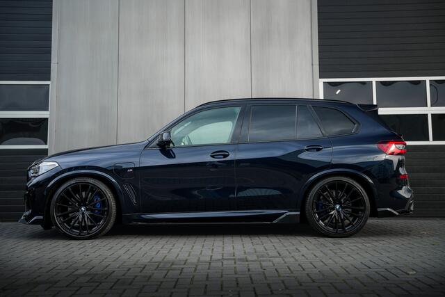 BMW X5 xDrive45e 394 pk High Executive M-Sport /Pano-Dak /Night Vision /Laser /HUD /H&K /360° Camera / M-Sportstoelen/ Stoelventilatie /Soft-Close /Luchtvering/ 22''LMV
