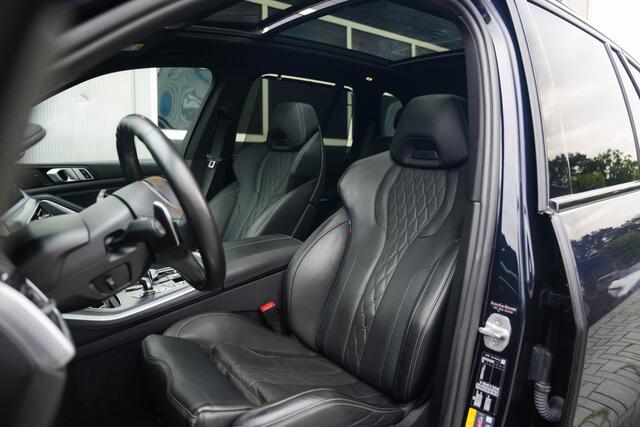 BMW X5 xDrive45e 394 pk High Executive M-Sport /Pano-Dak /Night Vision /Laser /HUD /H&K /360° Camera / M-Sportstoelen/ Stoelventilatie /Soft-Close /Luchtvering/ 22''LMV