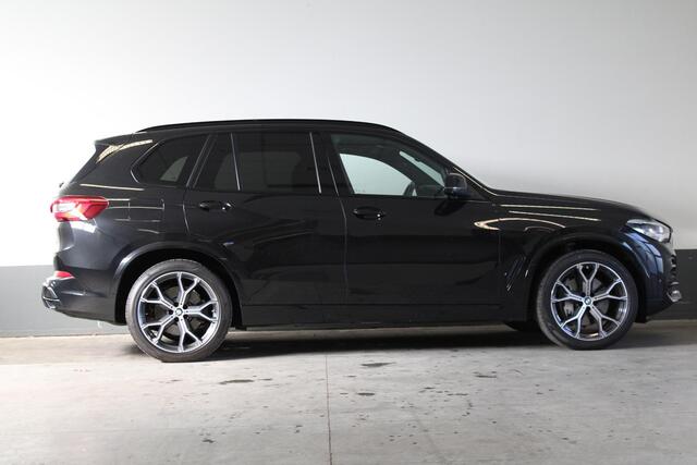 BMW X5 xDrive45e Sport | Luchtvering | Shadow-line | Lederen bekleding - 21" Lmv