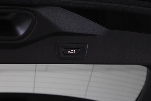 BMW X5 xDrive45e Sport | Luchtvering | Shadow-line | Lederen bekleding - 21" Lmv