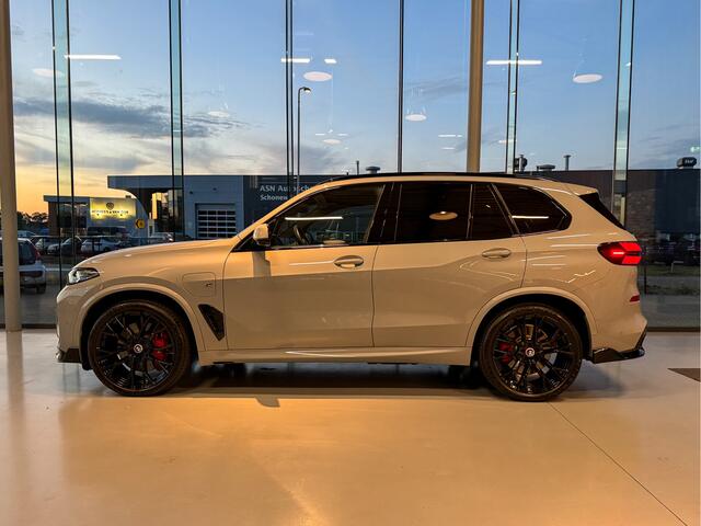 BMW X5 xDrive50e M-Sport, Performance, Pano, SkyLounge, Stoelvent. 22" H+K