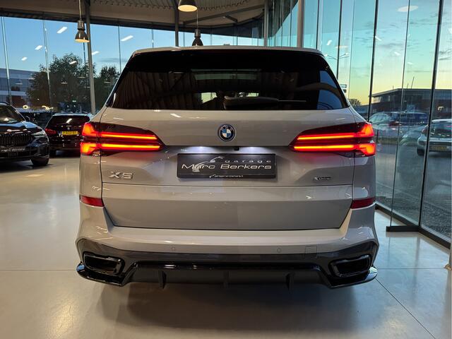 BMW X5 xDrive50e M-Sport, Performance, Pano, SkyLounge, Stoelvent. 22" H+K