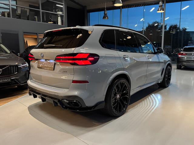 BMW X5 xDrive50e M-Sport, Performance, Pano, SkyLounge, Stoelvent. 22" H+K