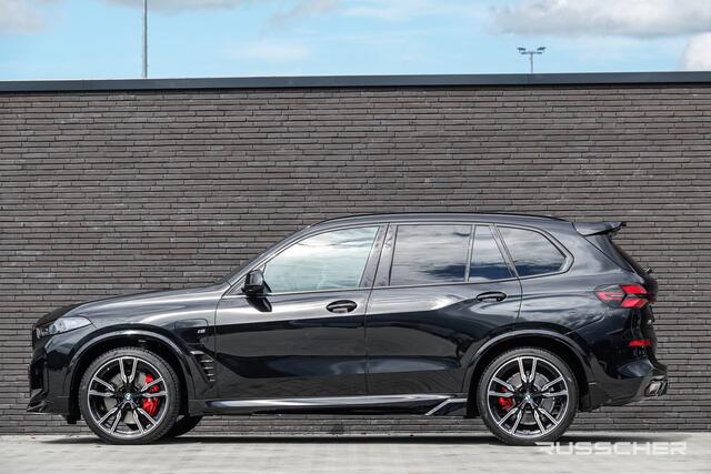 BMW X5 xDrive50e 490Pk X-Drive | M-Sport Pro | M Perfomance | Shadowline | Luchtvering | Panoramadak | 360° Camera | Harman-Kardon | Head Up Display | Trekhaak | 22''