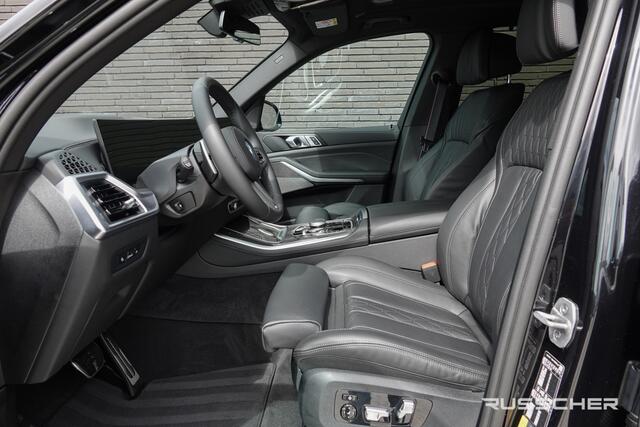 BMW X5 xDrive50e 490Pk X-Drive | M-Sport Pro | M Perfomance | Shadowline | Luchtvering | Panoramadak | 360° Camera | Harman-Kardon | Head Up Display | Trekhaak | 22''