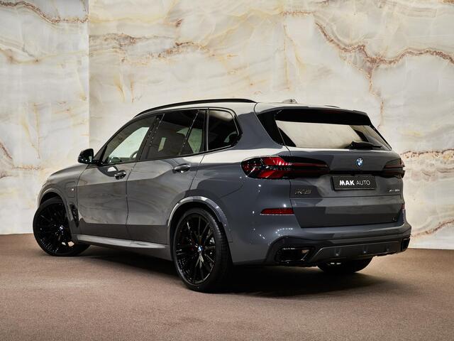 BMW X5 xDrive50e M Sport Pro , Sonderlackierung, SkyLounge pano, 4W-best., B&W, massage, Luchtv., Merino, memory, 22", HUD, tr.haak, privacy, NP147k