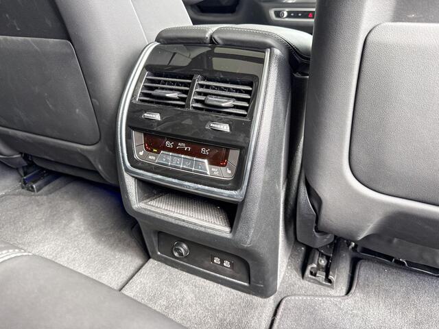 BMW X5 xDrive50e | M-Sport Pro | Innovation Pack | Comfort Pack | Travel Pack | Sky Lounge | Harman/Kardon