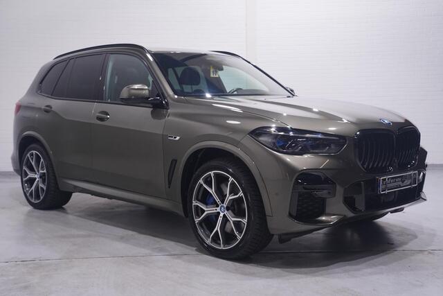BMW X5 xDrive45e High Executive SOH 95% M-sport Panorama dak Luchtvering Comfort acces Head-up display 360 graden camera Elekt. trekhaak Driving assistent plus Voorstoelen elektrische verstelbaar en verwarmd