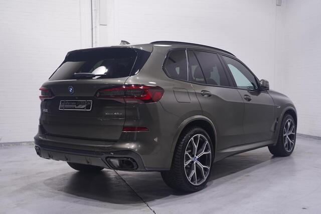 BMW X5 xDrive45e High Executive SOH 95% M-sport Panorama dak Luchtvering Comfort acces Head-up display 360 graden camera Elekt. trekhaak Driving assistent plus Voorstoelen elektrische verstelbaar en verwarmd