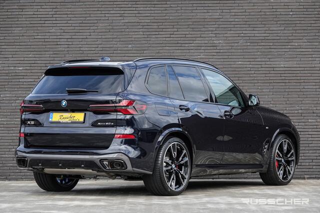 BMW X5 xDrive50e 490Pk X-Drive | M-Sport Pro | Shadowline | Luchtvering | Panoramadak | 360° Camera | Harman-Kardon | Head Up Display | Trekhaak | 22''