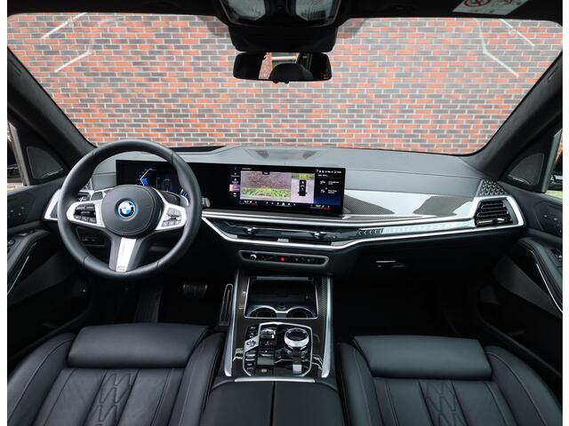 BMW X5 50e xDrive | Macadamia - Pano - Trekhaak