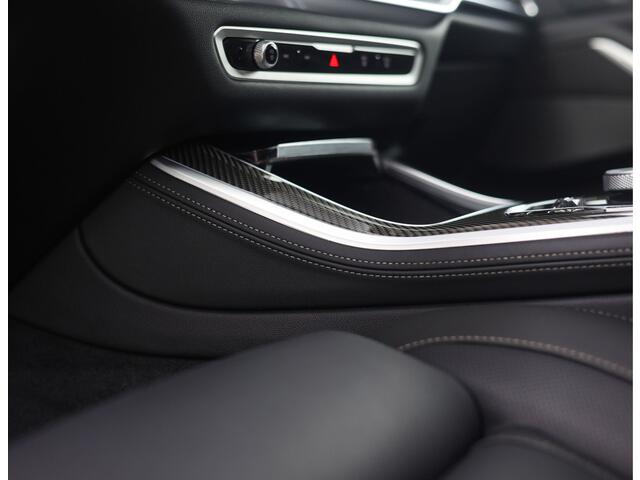 BMW X5 50e xDrive | Macadamia - Pano - Trekhaak