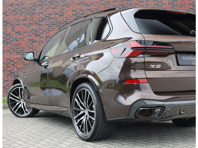 BMW X5 50e xDrive | Macadamia - Pano - Trekhaak