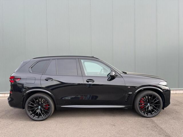 BMW X5 xDrive50e PANORAMADAK | TREKHAAK !