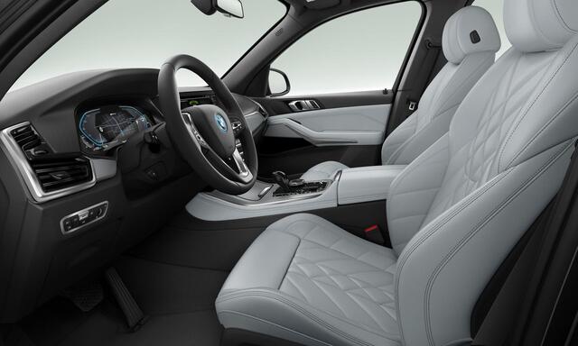 BMW X5 xDrive45e Comfortstoelen - Warmte Comfort Pack Voor - Comfort Access - Parking Assistant - BMW Live Cockpit Professional -