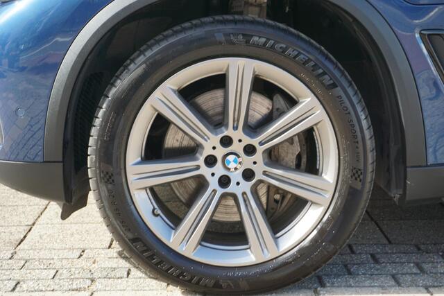 BMW X5 xDrive45e High Executive | 94% Soh | Pano | Trekhaak | Soft close