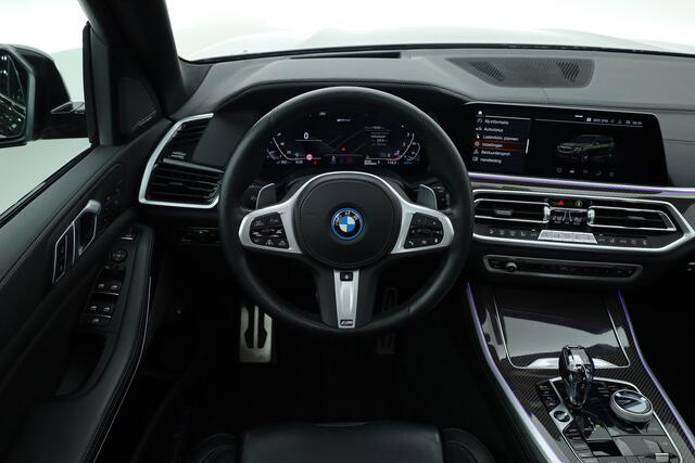 BMW X5 xDrive45e M Sport | Orgi. NL | Skylounge | Active steering | Carbon int. | Massage | HUD | Laser | H&K Audio |