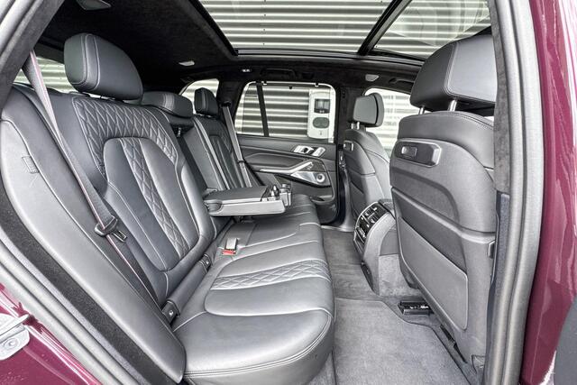 BMW X5 xDrive50e M Sport Pro | Bowers & Wilkins | Driving Assistant Prof. | Trekhaak | Alcantara Hemelbekleding
