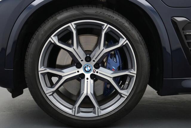 BMW X5 xDrive50e M Sport Launch VOL! Pano | Bowers&Wilkins | Massage | Softclose