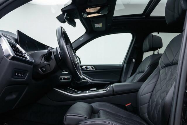 BMW X5 xDrive50e M Sport Launch VOL! Pano | Bowers&Wilkins | Massage | Softclose
