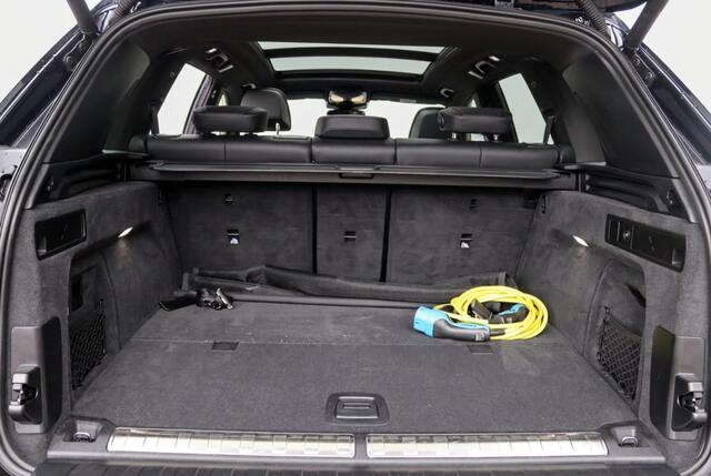 BMW X5 xDrive50e M Sport Launch VOL! Pano | Bowers&Wilkins | Massage | Softclose