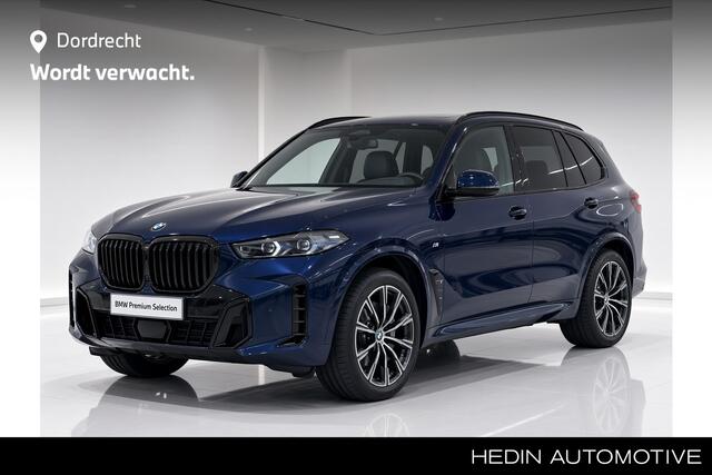 BMW X5 xDrive50e M-Sport | Driving Assistant Professional | Alcantara Hemel | Individual Leder | Trekhaak | Harman Kardon | Lederen Dashboard | 2026