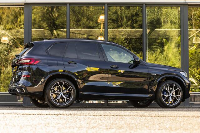 BMW X5 xDrive45e High Executive M-SPORT | Panoramadak | HUD |