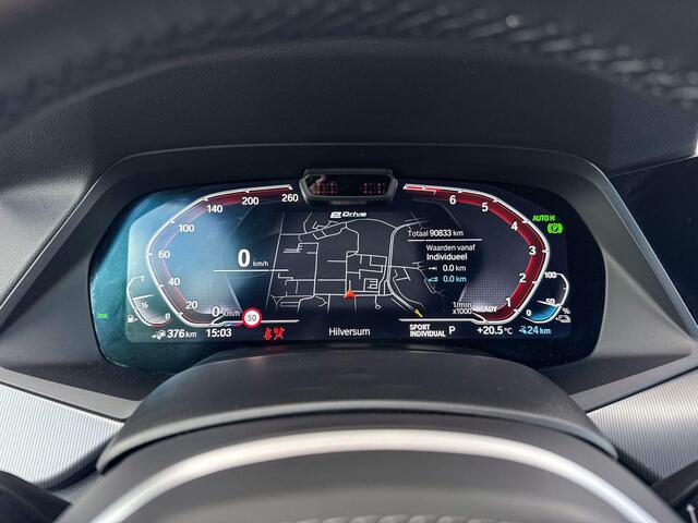BMW X5 xDrive45e High Executive M-Sport 22 Inch / Comfort Acces / Getinte Ramen Achter / Stoelverwarming / Adaptieve Led / Harman Kardon / Driving Prof / Shadow Line