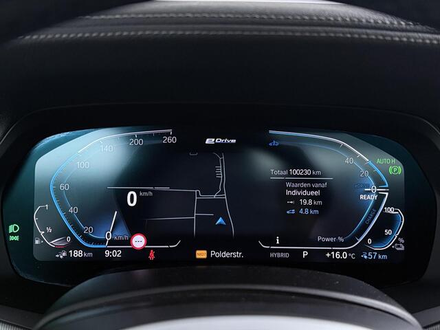 BMW X5 xDrive45e Executive M-Pakket | Panoramadak | Trekhaak | Luchtvering!