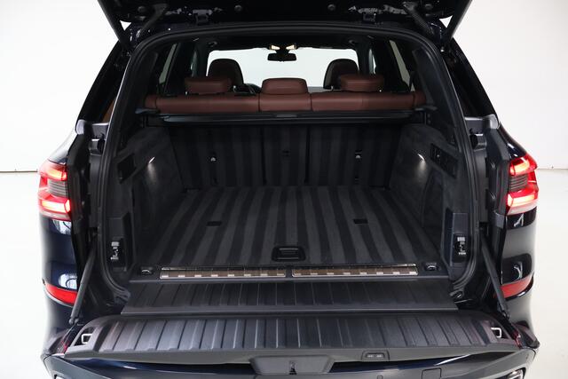 BMW X5 xDrive45e M-Sport | 360 | Pano | Trekhaak | Crystal | Memory