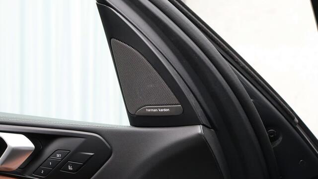 BMW X5 xDrive50e M-Sport Pro | Sky Lounge | Harman/Kardon | Stoelventilatie | Panoramadak | Trekhaak