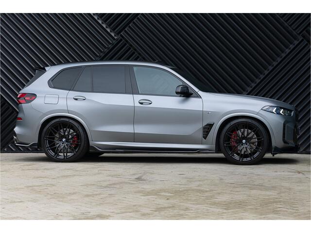 BMW X5 xDrive50e LCI M-sport Pro ACC Pano Trekhaak Head-up M Seats Massage Stoelventilatie Harman Kardon Individual Frozen Grey