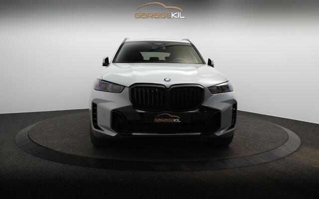 BMW X5 xDrive50e Launch Edition Dealeronderh. / Panoramadak / M-Sport kuipstoelen / Stoelventilatie / Harman Kardon / Trekhaak / Driving Prof / Parking Prof / Crafted Clarity
