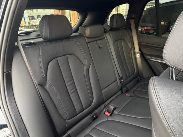 BMW X5 xDrive45e High Executive M Sport | ACC | Luchtvering | Panorama-dak