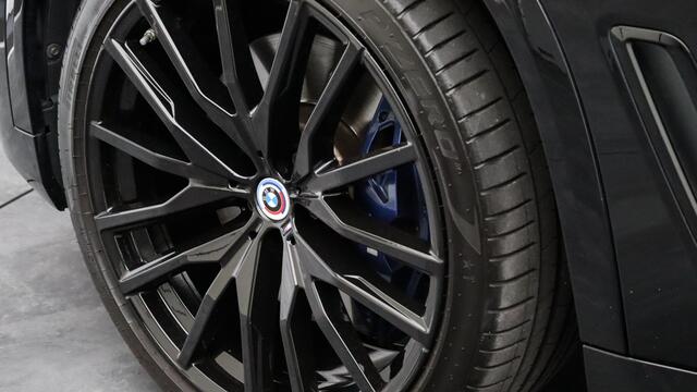 BMW X5 xDrive45e High Executive M-Sport | Head-up | Panoramadak | Laserlight | Trekhaak | Driving Assistant Plus