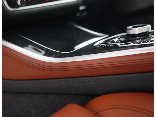 BMW X5 50e xDrive | Skylounge - Trekhaak - Massage
