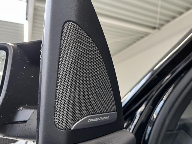 BMW X5 xDrive50e | Driv. + Park Ass. Professional | 22"inch | Panorama | Massage Stoelen | Individual Leder | Swarowski | Harmen Kardon | Comfort Stoelen | Trekhaak