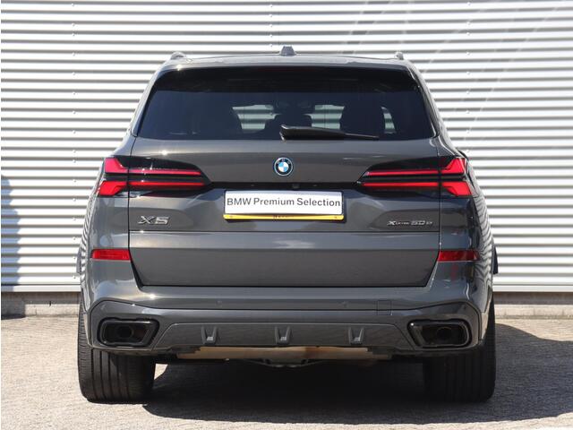 BMW X5 xDrive50e | M Sportpakket Pro | Panodak | Trekhaak | Driving Assistant Prof. | Soft Close | Bowers & Wilkins | Massage | SOH 100% | 22'' LMV