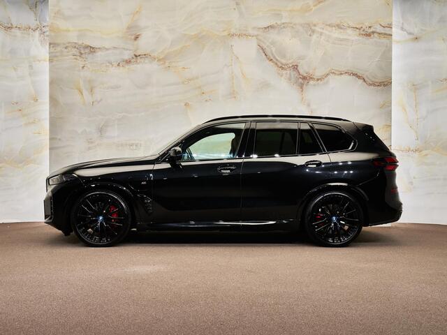 BMW X5 xDrive50e M Sport Pro , M Stoelen, Sky Lounge Pano, 4-wielbest., luchtv., CraftedClarity, B&W, massage, 22", tr.haak, softclose, privacy