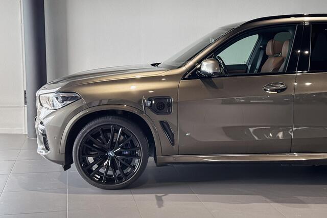 BMW X5 xDrive45e High Executive | M Sport | Sky Lounge | Stoelventilatie | Comfort Access | Trekhaak |