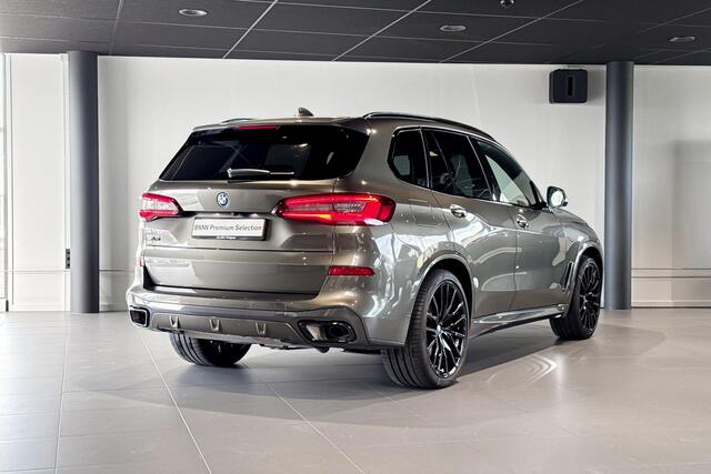 BMW X5 xDrive45e High Executive | M Sport | Sky Lounge | Stoelventilatie | Comfort Access | Trekhaak |