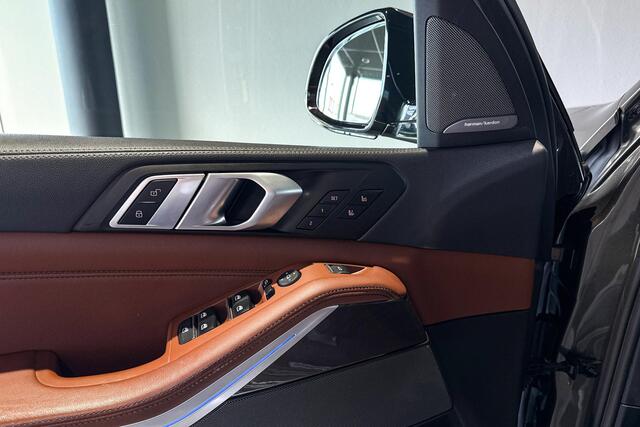 BMW X5 xDrive45e High Executive | M Sport | Sky Lounge | Stoelventilatie | Comfort Access | Trekhaak |