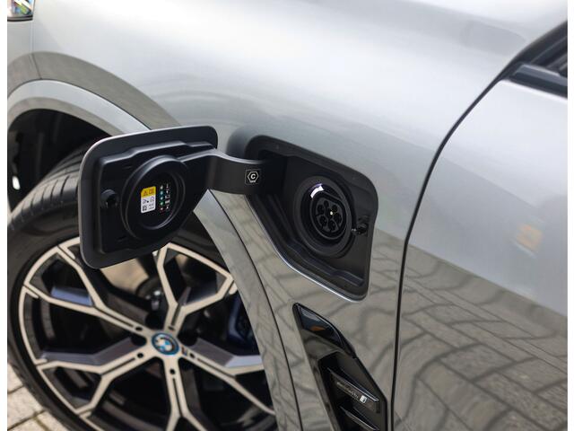 BMW X5 50e xDrive | Pano - Trekhaak - HUD