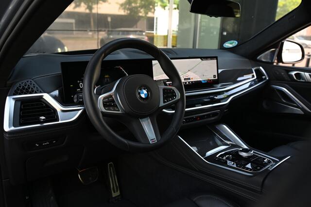 BMW X6 xDrive40i High Executive M Sport Automaat / Panoramadak Sky Lounge / Trekhaak / Bowers & Wilkins / M Multifunctionele Stoelen / Parking Assistant Professional / Soft-Close