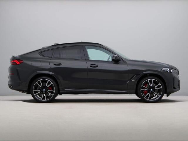 BMW X6 M60i xDrive Active Steering / Comfortzetels / Panoramadak / Bowers & Wilkens / Trekhaak