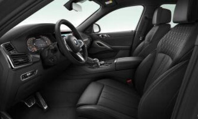 BMW X6 M50i High Executive