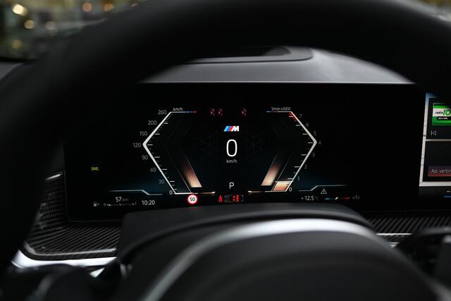 BMW X6 xDrive40i High Executive M Sport Automaat / Panoramadak / Trekhaak / Massagefunctie / Parking Assistant Professional / Soft-Close / Active Steering