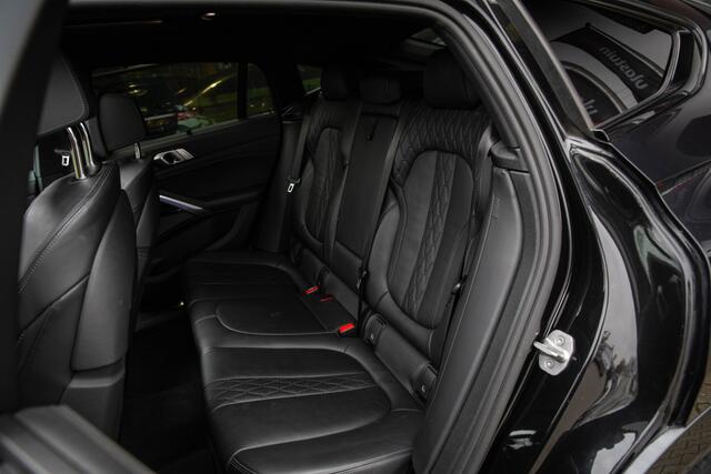 BMW X6 M50i High Executive , BMW-laser, Trekhaak, Harman Kardon, Bekerverwarmer/verkoeler, Panoramadak